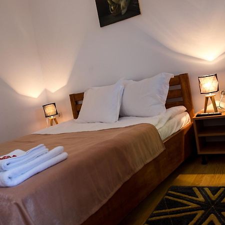 Casa Arbo Hotel Călimăneşti Buitenkant foto