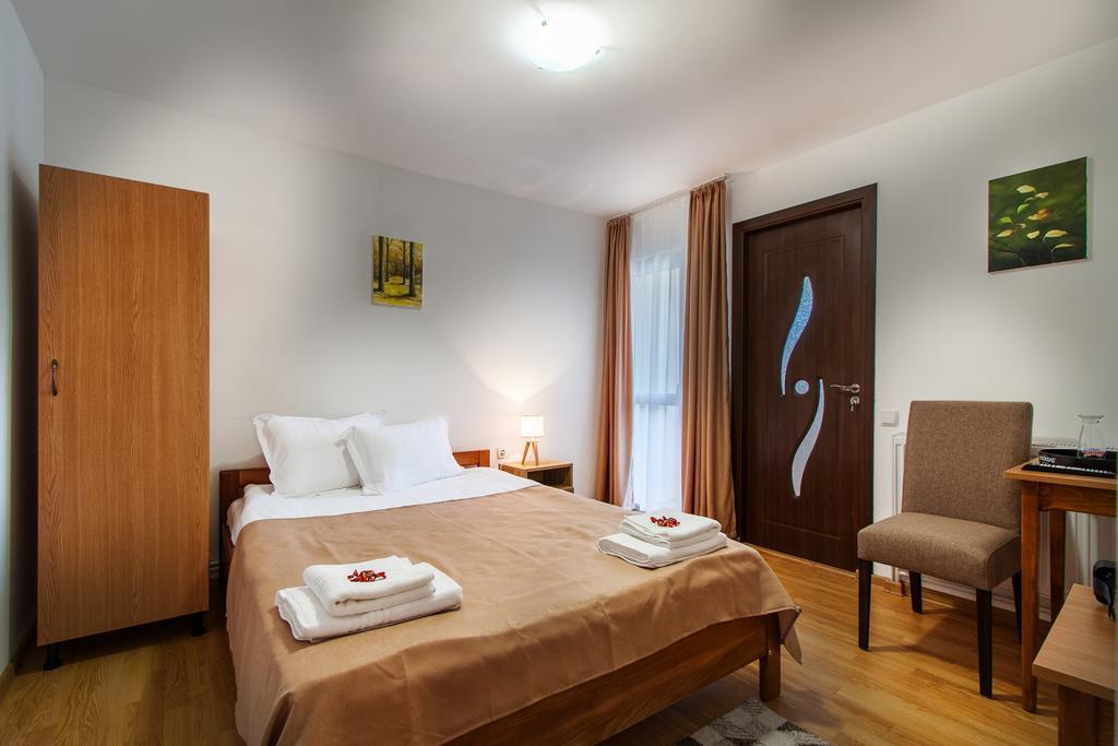 Casa Arbo Hotel Călimăneşti Buitenkant foto