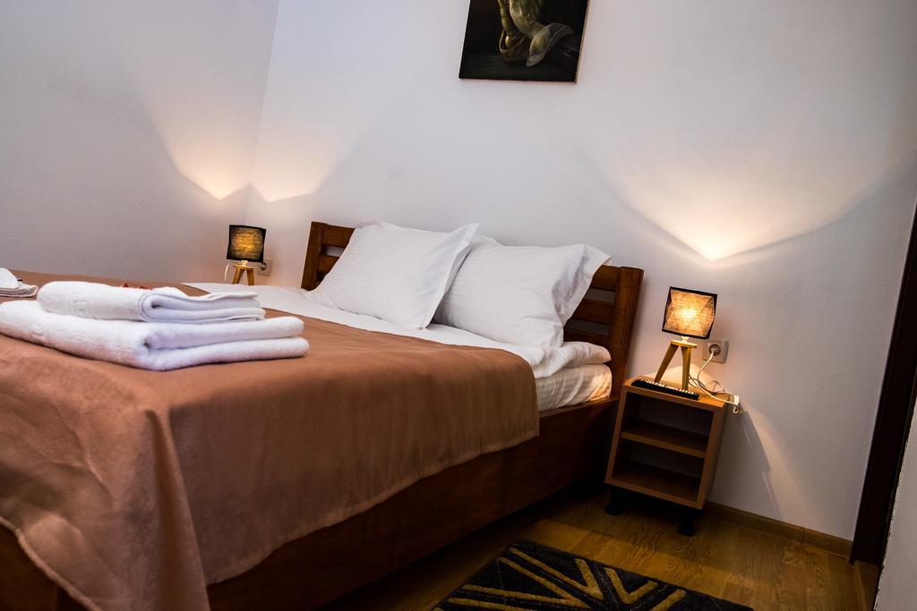 Casa Arbo Hotel Călimăneşti Buitenkant foto