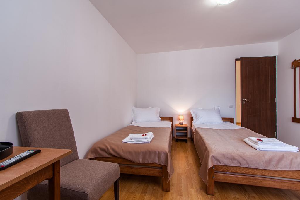 Casa Arbo Hotel Călimăneşti Buitenkant foto