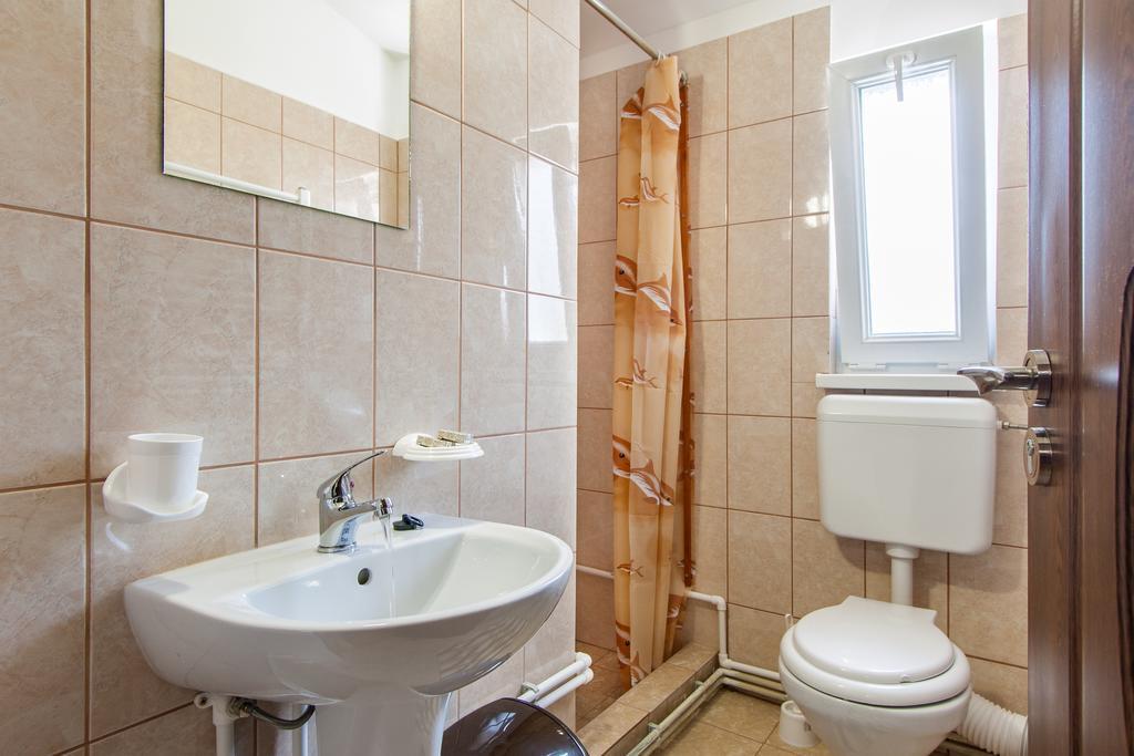 Casa Arbo Hotel Călimăneşti Buitenkant foto