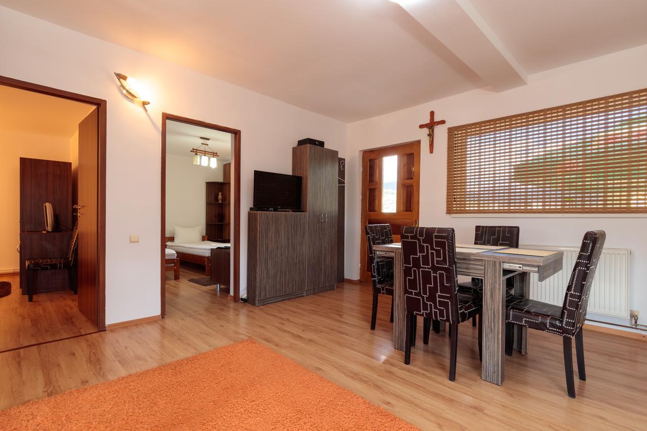 Casa Arbo Hotel Călimăneşti Buitenkant foto