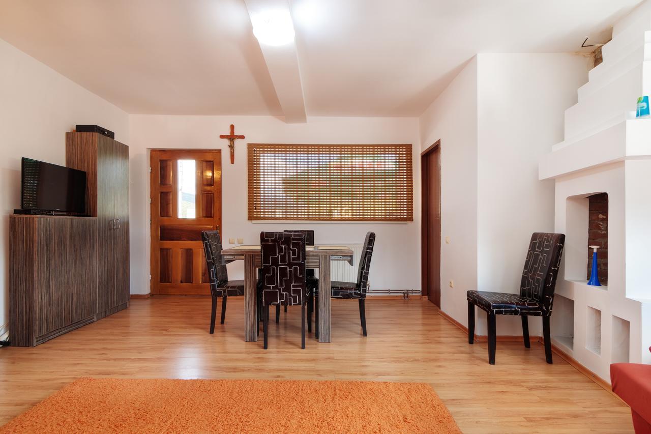 Casa Arbo Hotel Călimăneşti Buitenkant foto